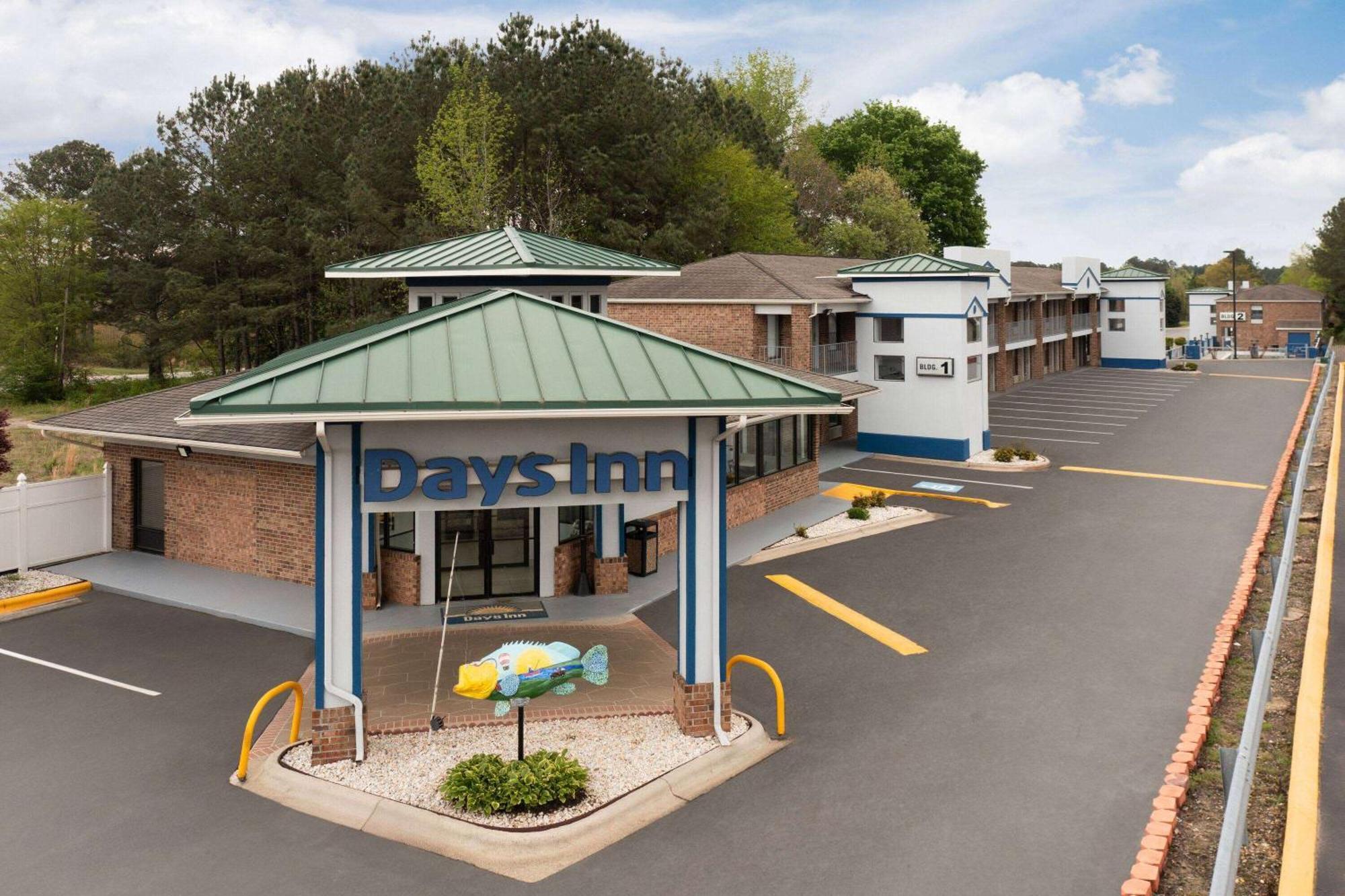 Days Inn By Wyndham Weldon Roanoke Rapids Екстериор снимка
